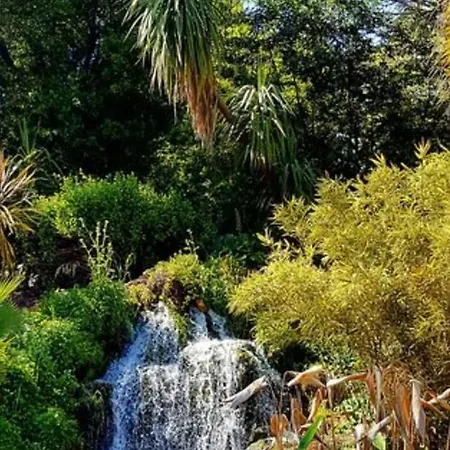 Le Vagabond Insolite - Var- Cote D'azur بوتيل
