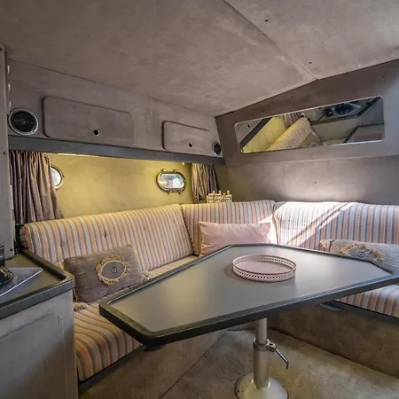 Le Vagabond Insolite - Var- Cote D'azur Botel